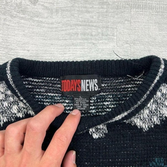 Vintage Todays News Sweater Adult Large Blue Geometric Chunky Knit Grandpa - Picture 3 of 5